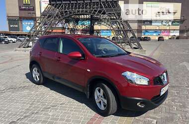 Внедорожник / Кроссовер Nissan Qashqai 2010 в Харькове