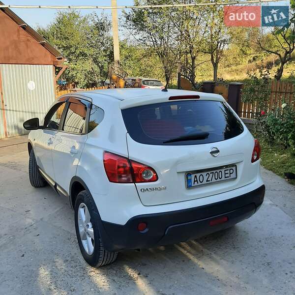 Внедорожник / Кроссовер Nissan Qashqai 2009 в Монастыриске