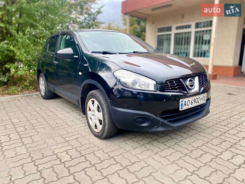 Внедорожник / Кроссовер Nissan Qashqai 2010 в Львове