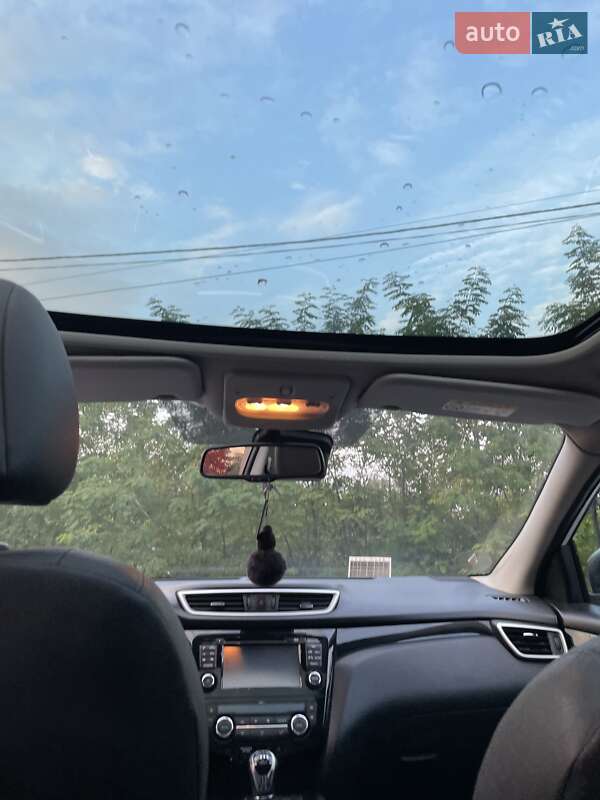 Позашляховик / Кросовер Nissan Qashqai 2014 в Львові