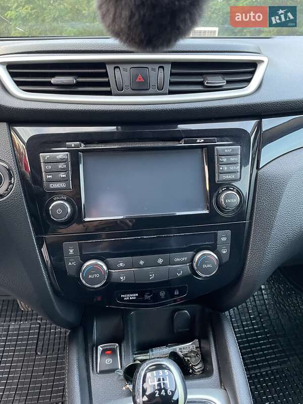 Позашляховик / Кросовер Nissan Qashqai 2014 в Львові