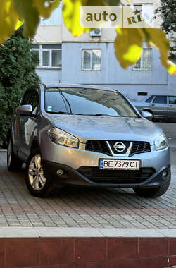 Внедорожник / Кроссовер Nissan Qashqai 2010 в Николаеве