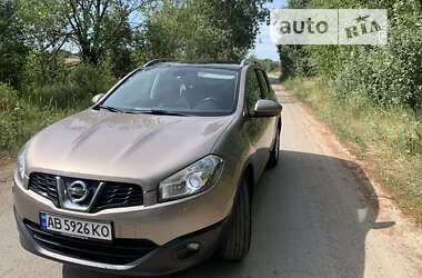 Позашляховик / Кросовер Nissan Qashqai 2010 в Жмеринці