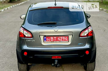 Позашляховик / Кросовер Nissan Qashqai 2012 в Калуші