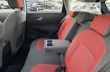 Внедорожник / Кроссовер Nissan Qashqai 2009 в Полтаве