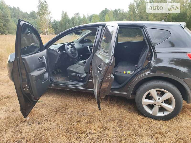 Позашляховик / Кросовер Nissan Qashqai 2008 в Чернігові