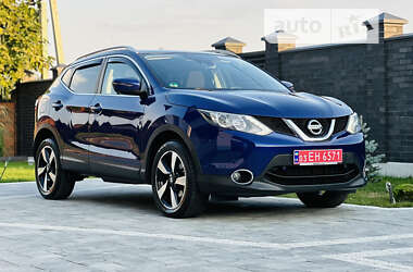 Внедорожник / Кроссовер Nissan Qashqai 2014 в Луцке