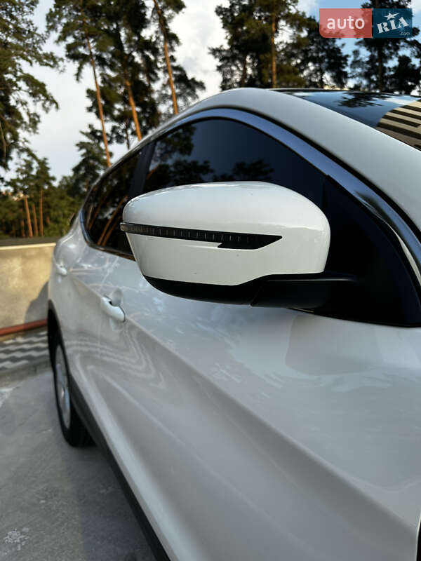 Внедорожник / Кроссовер Nissan Qashqai 2018 в Ирпене