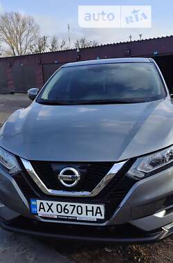 Внедорожник / Кроссовер Nissan Qashqai 2017 в Харькове