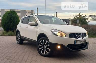 Позашляховик / Кросовер Nissan Qashqai 2012 в Снятині