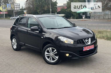 Внедорожник / Кроссовер Nissan Qashqai 2011 в Ровно