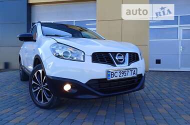 Внедорожник / Кроссовер Nissan Qashqai 2013 в Самборе