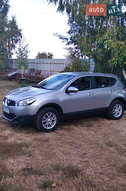 Внедорожник / Кроссовер Nissan Qashqai 2010 в Черкассах