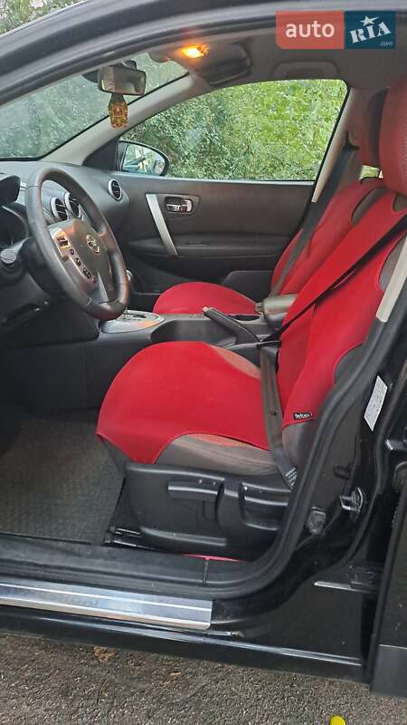 Позашляховик / Кросовер Nissan Qashqai 2008 в Києві