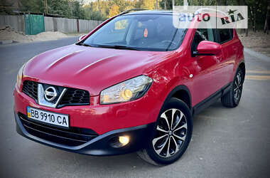 Внедорожник / Кроссовер Nissan Qashqai 2011 в Харькове