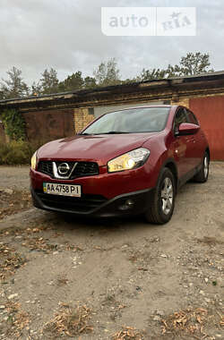 Внедорожник / Кроссовер Nissan Qashqai 2013 в Киеве