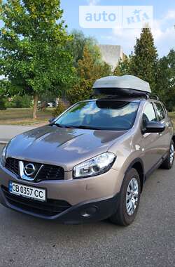 Позашляховик / Кросовер Nissan Qashqai 2012 в Чернігові