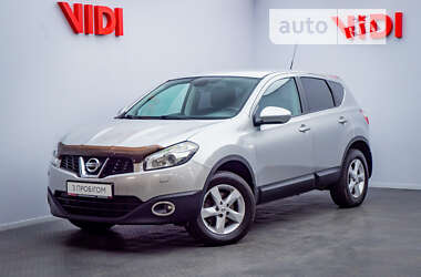 Внедорожник / Кроссовер Nissan Qashqai 2013 в Киеве