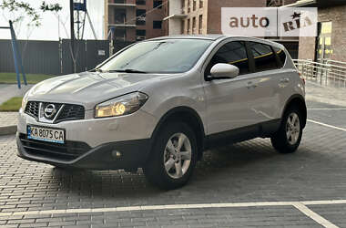 Внедорожник / Кроссовер Nissan Qashqai 2011 в Полтаве