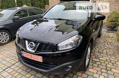 Внедорожник / Кроссовер Nissan Qashqai 2011 в Черновцах