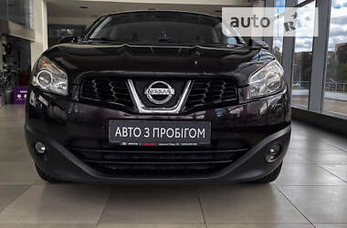 Позашляховик / Кросовер Nissan Qashqai 2013 в Чернігові