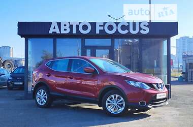 Внедорожник / Кроссовер Nissan Qashqai 2015 в Киеве