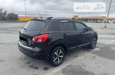 Позашляховик / Кросовер Nissan Qashqai 2009 в Чернівцях