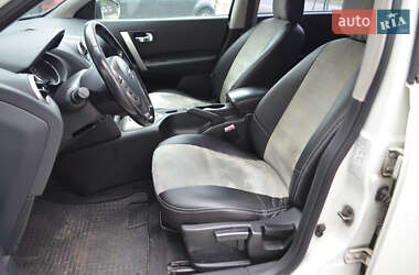 Внедорожник / Кроссовер Nissan Qashqai 2011 в 