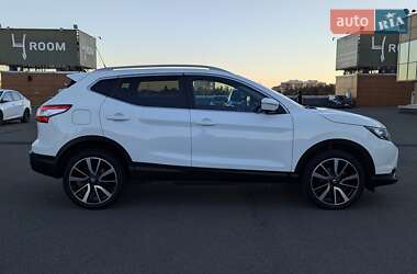 Внедорожник / Кроссовер Nissan Qashqai 2014 в Киеве