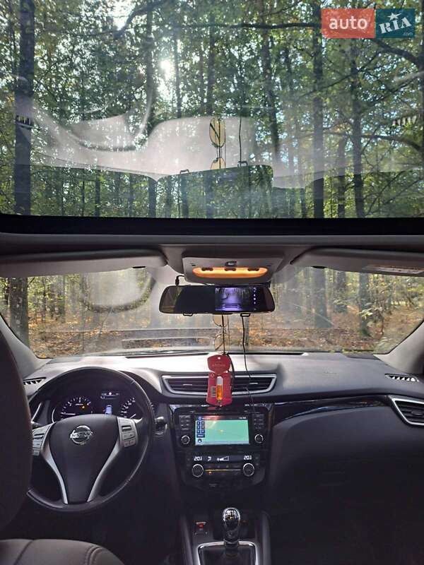 Позашляховик / Кросовер Nissan Qashqai 2017 в Житомирі