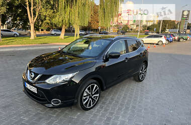 Внедорожник / Кроссовер Nissan Qashqai 2015 в Луцке