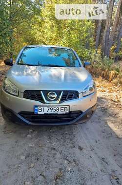 Внедорожник / Кроссовер Nissan Qashqai 2012 в Полтаве