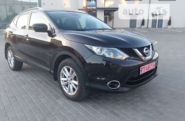 Позашляховик / Кросовер Nissan Qashqai 2015 в Рівному