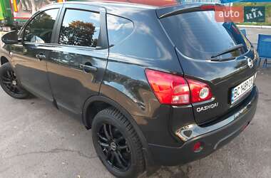 Позашляховик / Кросовер Nissan Qashqai 2009 в 