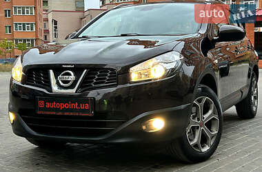 Позашляховик / Кросовер Nissan Qashqai 2011 в Сумах