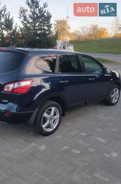 Позашляховик / Кросовер Nissan Qashqai 2011 в Львові