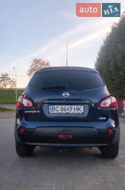 Позашляховик / Кросовер Nissan Qashqai 2011 в Львові