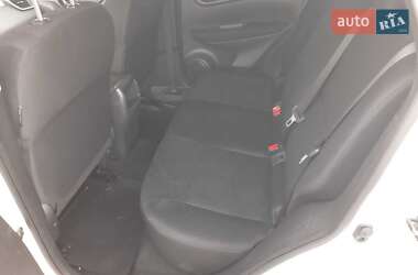 Внедорожник / Кроссовер Nissan Qashqai 2014 в 