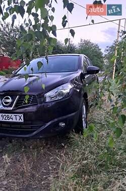 Внедорожник / Кроссовер Nissan Qashqai 2010 в Днепре