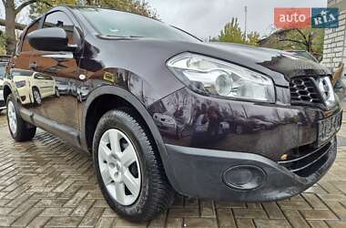 Позашляховик / Кросовер Nissan Qashqai 2012 в Сумах