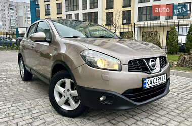 Позашляховик / Кросовер Nissan Qashqai 2012 в Черкасах