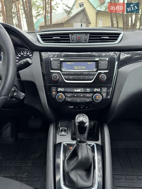 Внедорожник / Кроссовер Nissan Qashqai 2017 в Сосновке
