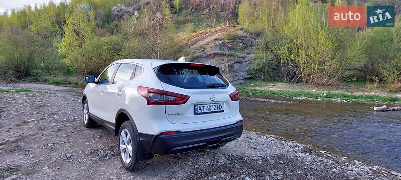 Внедорожник / Кроссовер Nissan Qashqai 2021 в Надворной