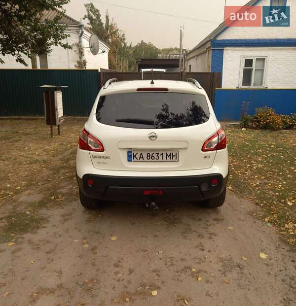 Внедорожник / Кроссовер Nissan Qashqai 2012 в Яготине