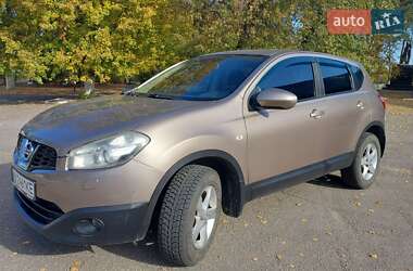 Позашляховик / Кросовер Nissan Qashqai 2011 в Харкові