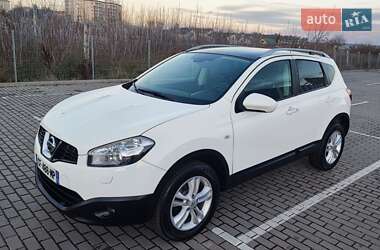 Внедорожник / Кроссовер Nissan Qashqai 2013 в Дубно