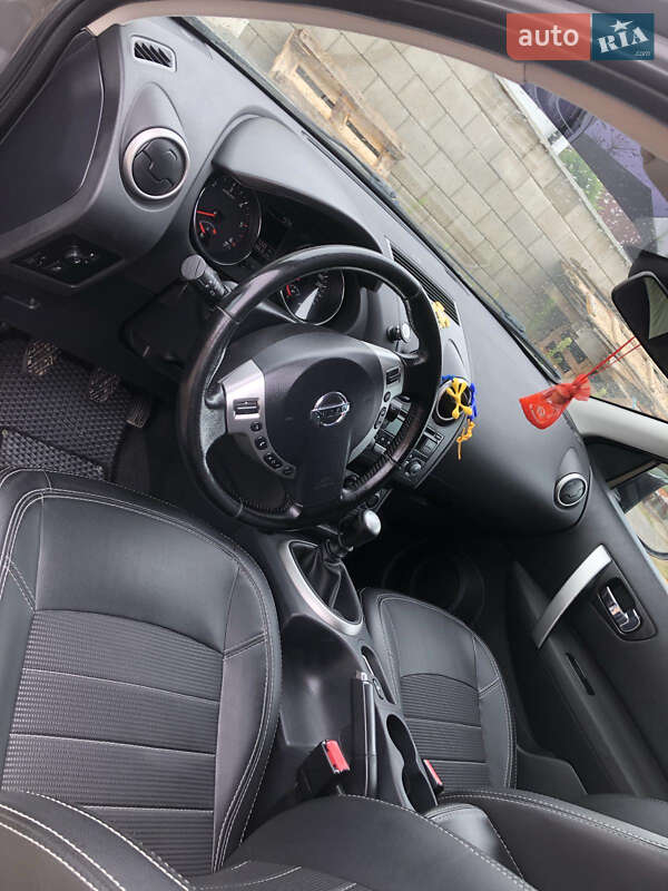 Внедорожник / Кроссовер Nissan Qashqai 2011 в Иршаве