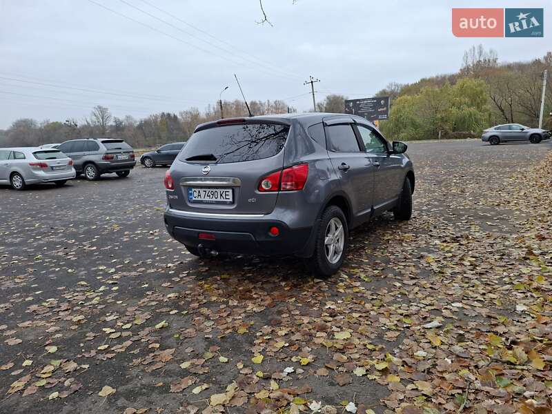 Позашляховик / Кросовер Nissan Qashqai 2008 в Умані