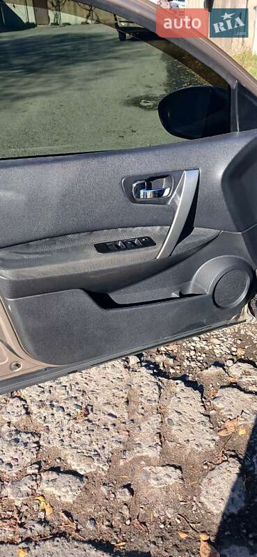 Позашляховик / Кросовер Nissan Qashqai 2009 в Одесі