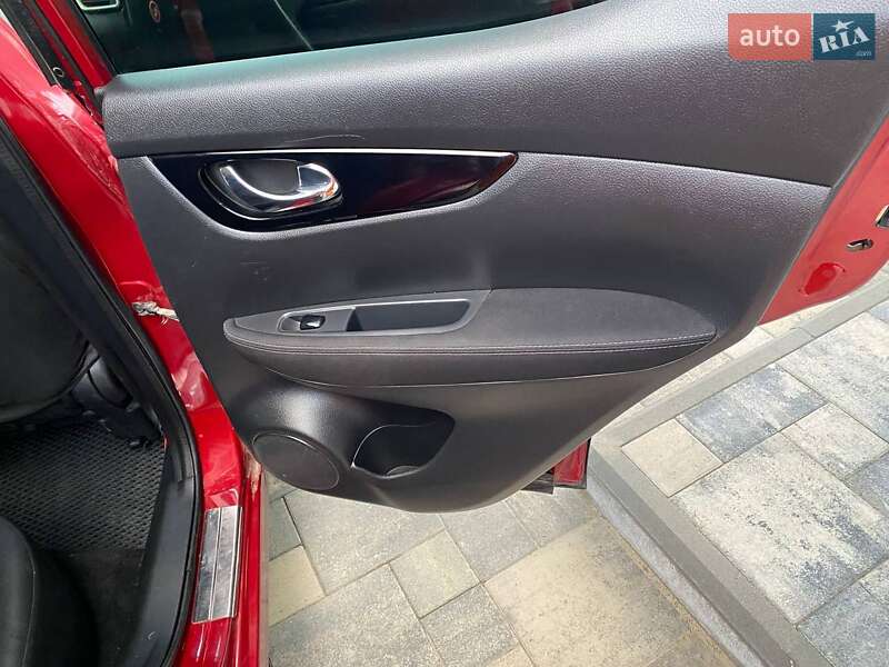 Внедорожник / Кроссовер Nissan Qashqai 2015 в Одессе